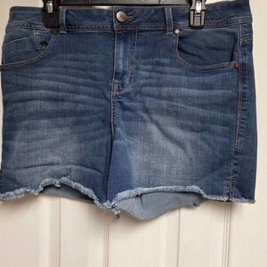 1822 Denim womens 16 jean shorts